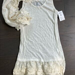 Beautiful 2 piece crème colored tank dress with a matching lace shawl